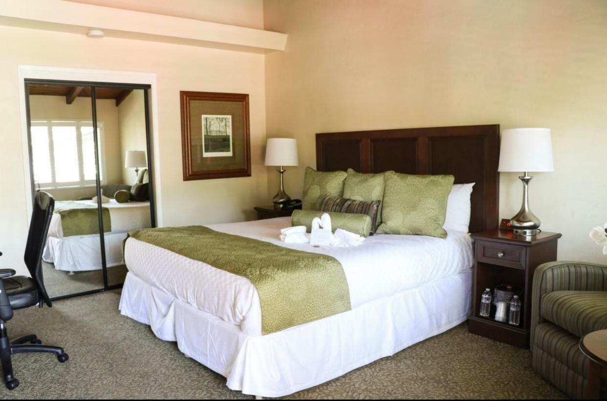 Country Inn Motel Palo Alto Ngoại thất bức ảnh