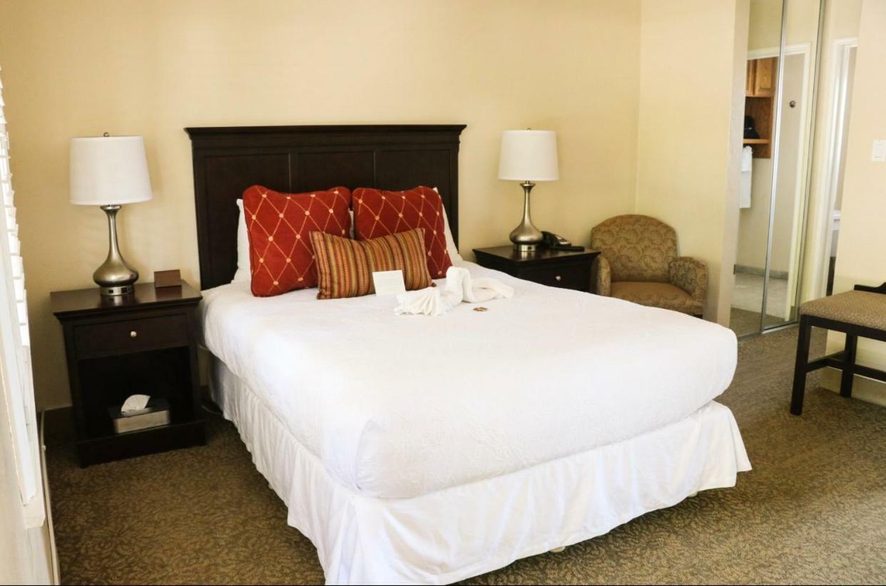 Country Inn Motel Palo Alto Ngoại thất bức ảnh