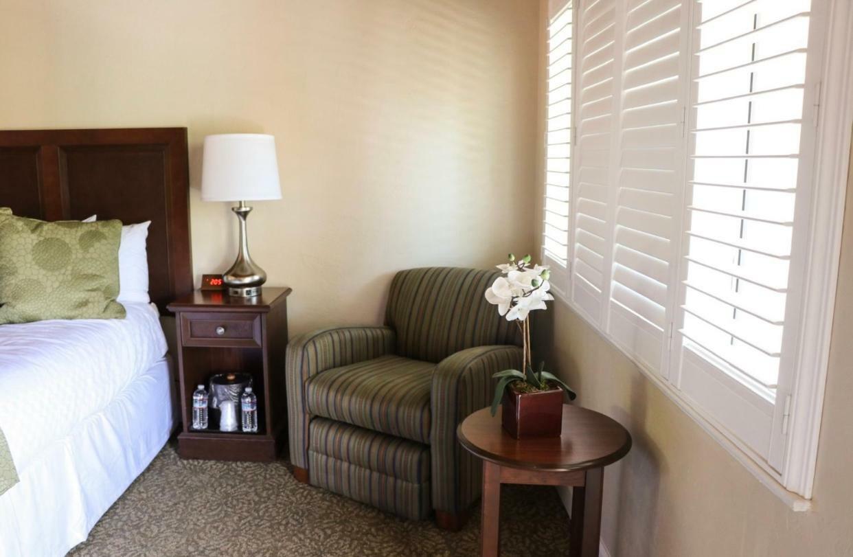 Country Inn Motel Palo Alto Ngoại thất bức ảnh
