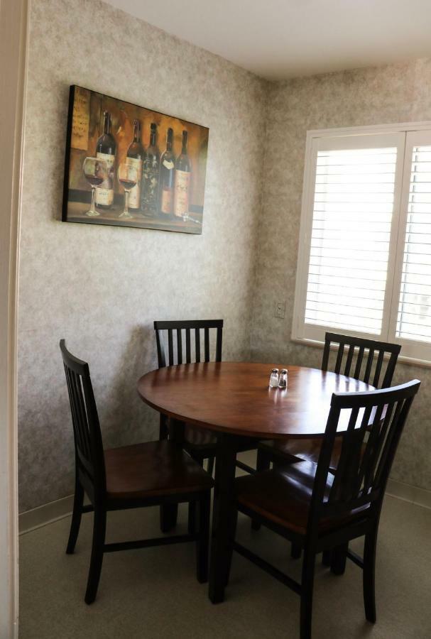 Country Inn Motel Palo Alto Ngoại thất bức ảnh
